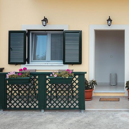 Nostalgia Corfu Town Apartments Exterior foto