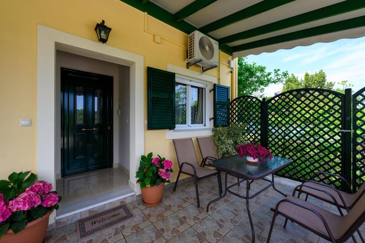 Nostalgia Corfu Town Apartments Exterior foto