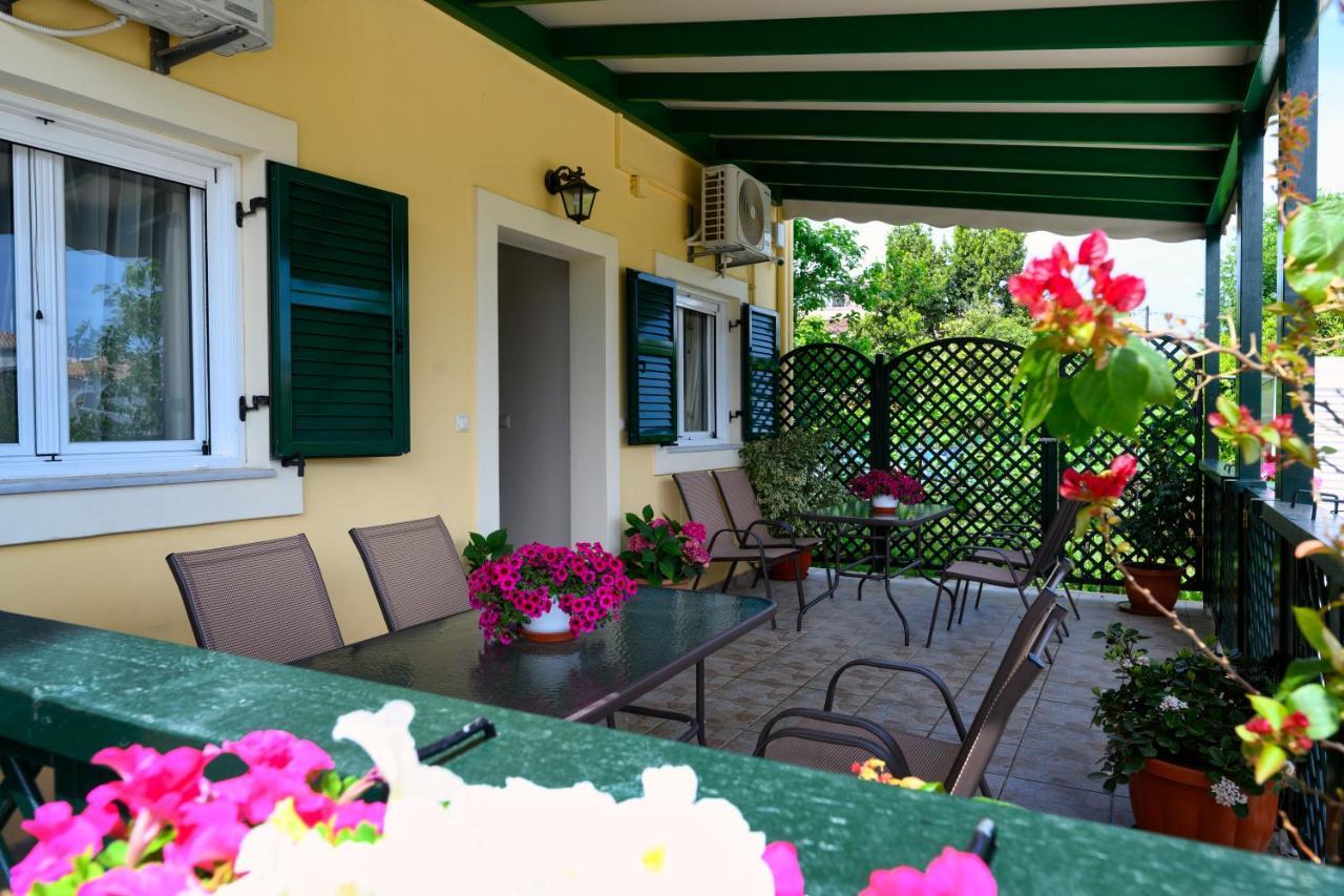 Nostalgia Corfu Town Apartments Exterior foto