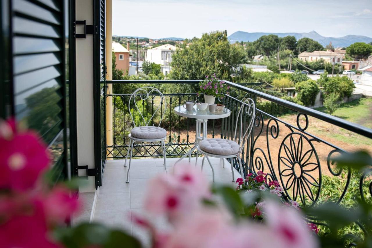 Nostalgia Corfu Town Apartments Exterior foto